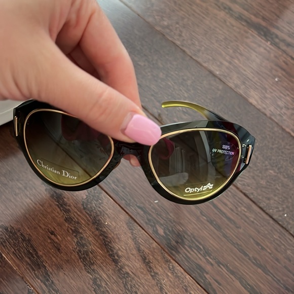 Dior sunglasses - Picture 2 of 7